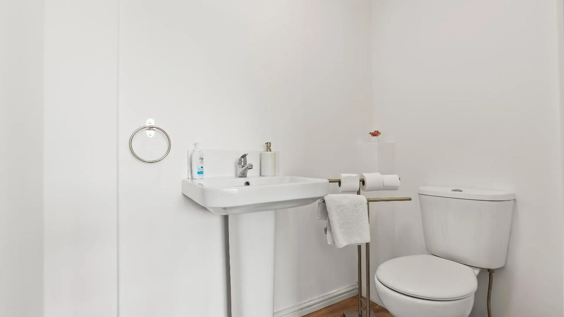 Modern 2 Bed Apartment - Nottingham City Centre